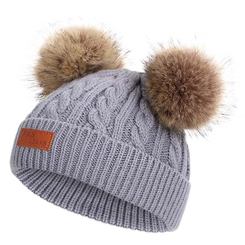 Spot 2019 autumn and winter explosions hat double fur ball children's wool hat imitation raccoon fur ball baby knitted hat