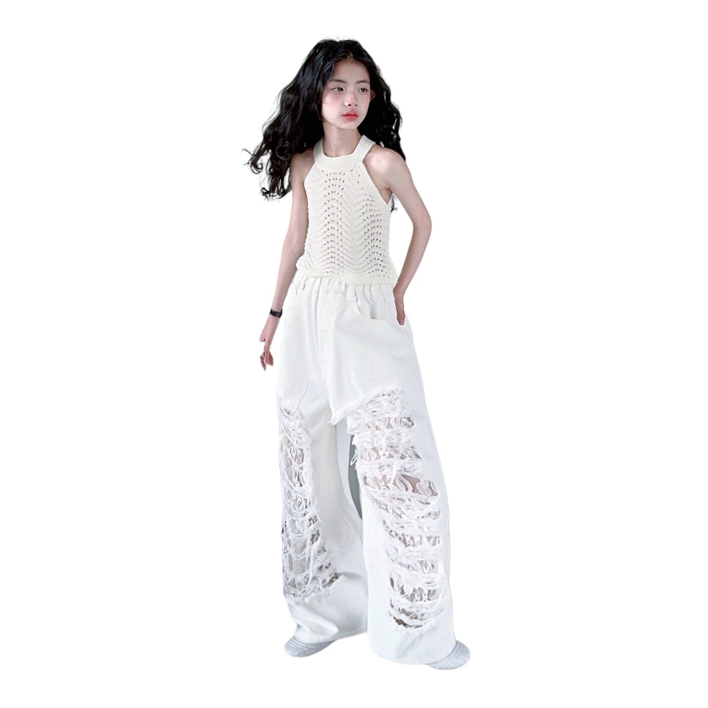Picture of Girls' suit 2025 Summer New Fashionable Stylish Lace Stitching Ripped Jeans Two-Piece Trendy Set