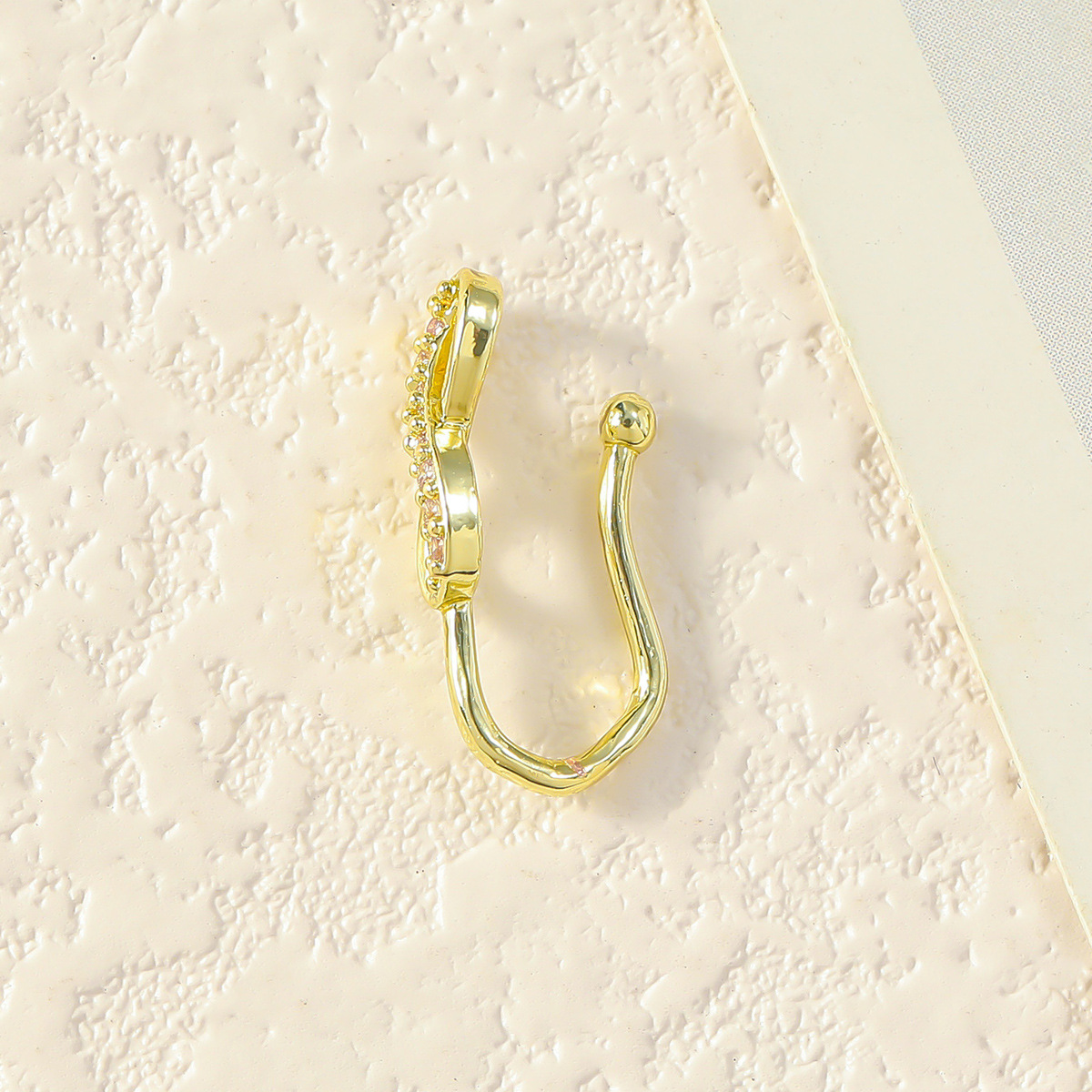 Picture of A Nose Clip with a Sparkling Elegant, an 8-Shaped Nose Clip, Micro-Paved Zircon Adjustable Nose Nail, Nose Ring Piercing Jewelry
