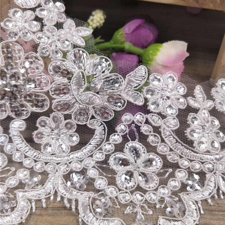 Super beautiful white pure white car lace lace embroidery lace wedding dress children's fashion accessories cotton