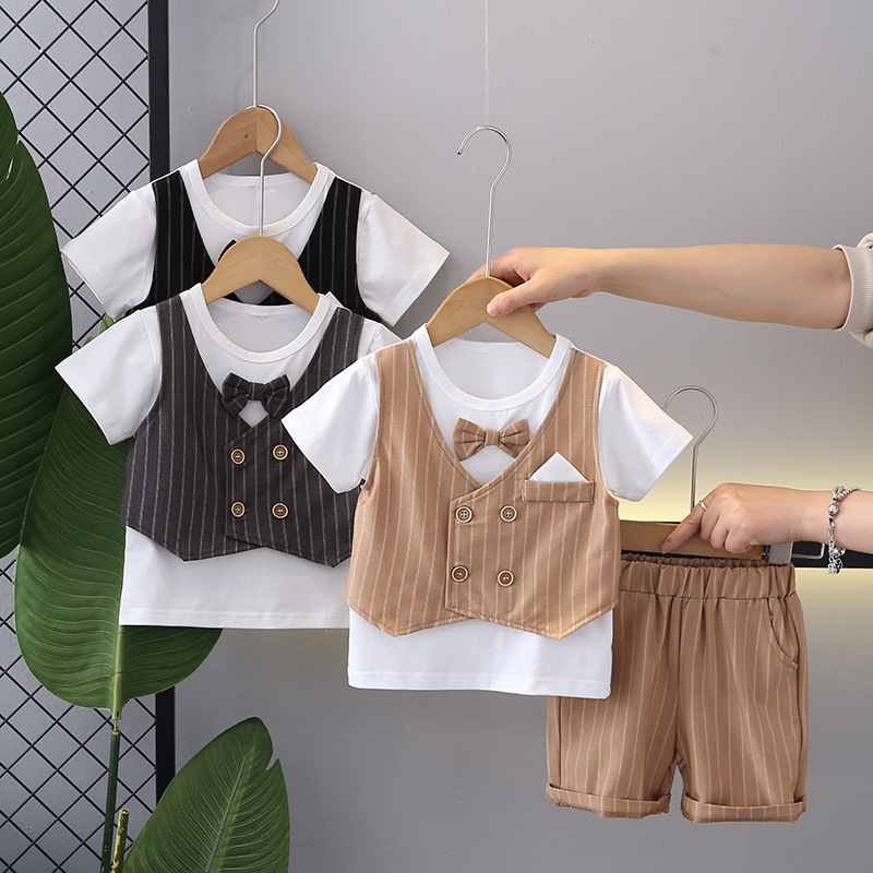 Picture of Wu Xiaoqi Children's Clothing 2024 Summer New Style 0-4 Boys' Bow Tie Four-Button Vest Baby Shorts Trendy and Cool Suit