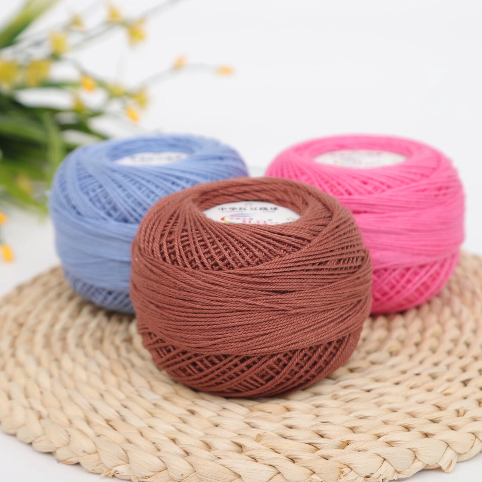 Picture of Red bean No. 3 lace cotton thread manufacturers wholesale and retail spring and summer hand-woven wool lace cotton diy
