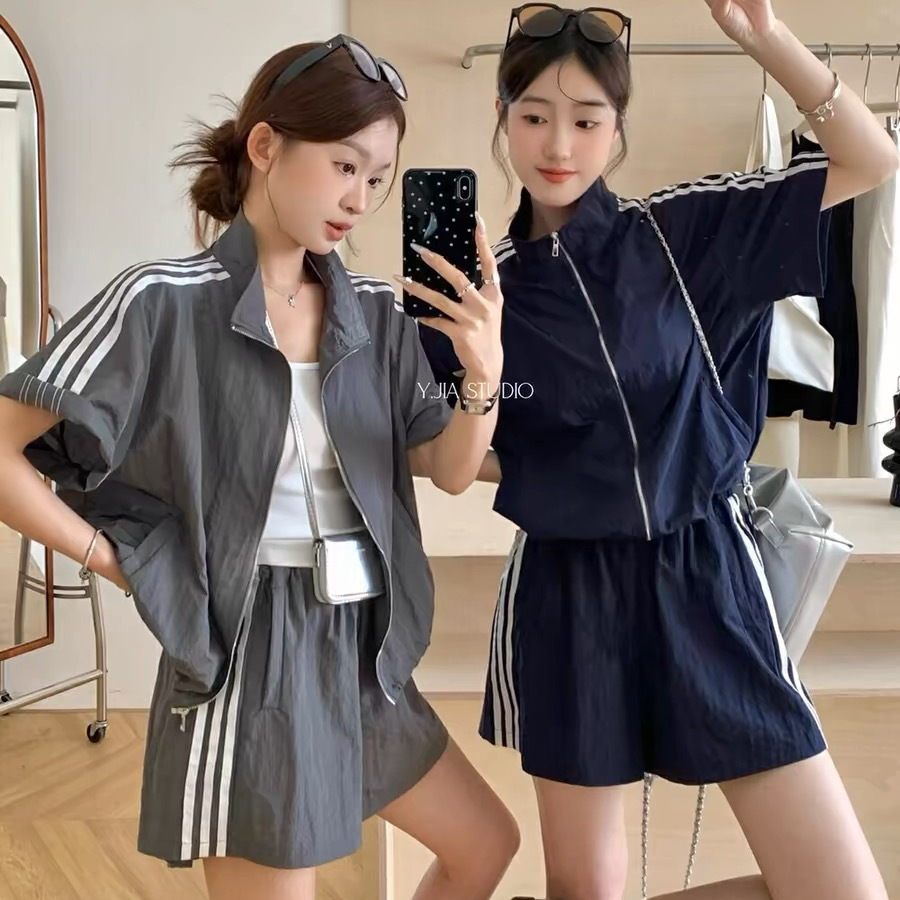 Korean Women's 2024 Summer American Sportswear suit Casual Short-sleeved Jacket High Waist Shorts Two-piece Set for Women