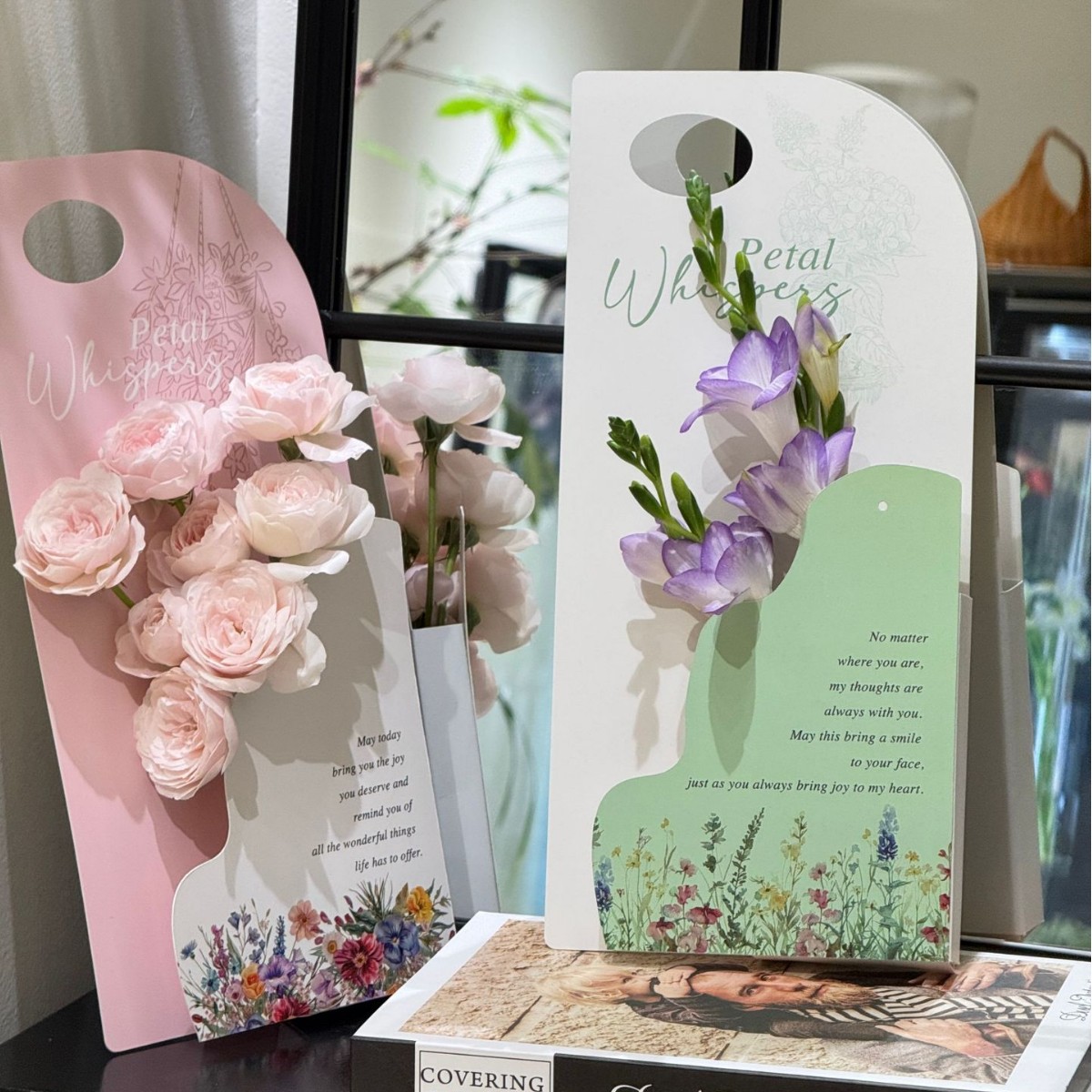 Flower Suitcase, Flower Arrangement Box, Floral Packaging Materials, Portable Flower Basket, Paper Flower Shop Flower Tote Bag