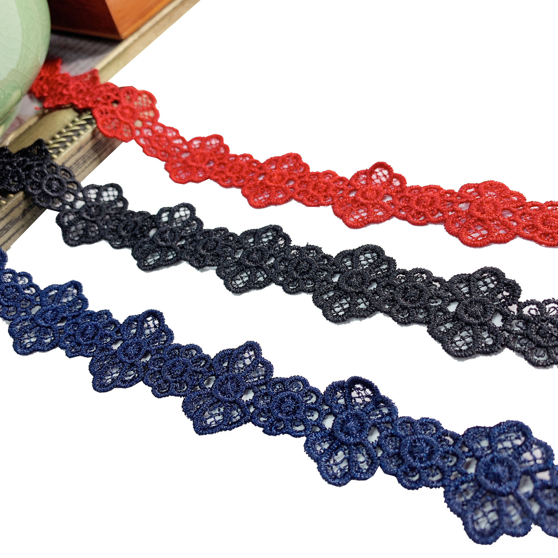 2.1CM wide water soluble lace polyester silk embroidery three-dimensional embroidery DIY clothing curtain accessories bar code lace