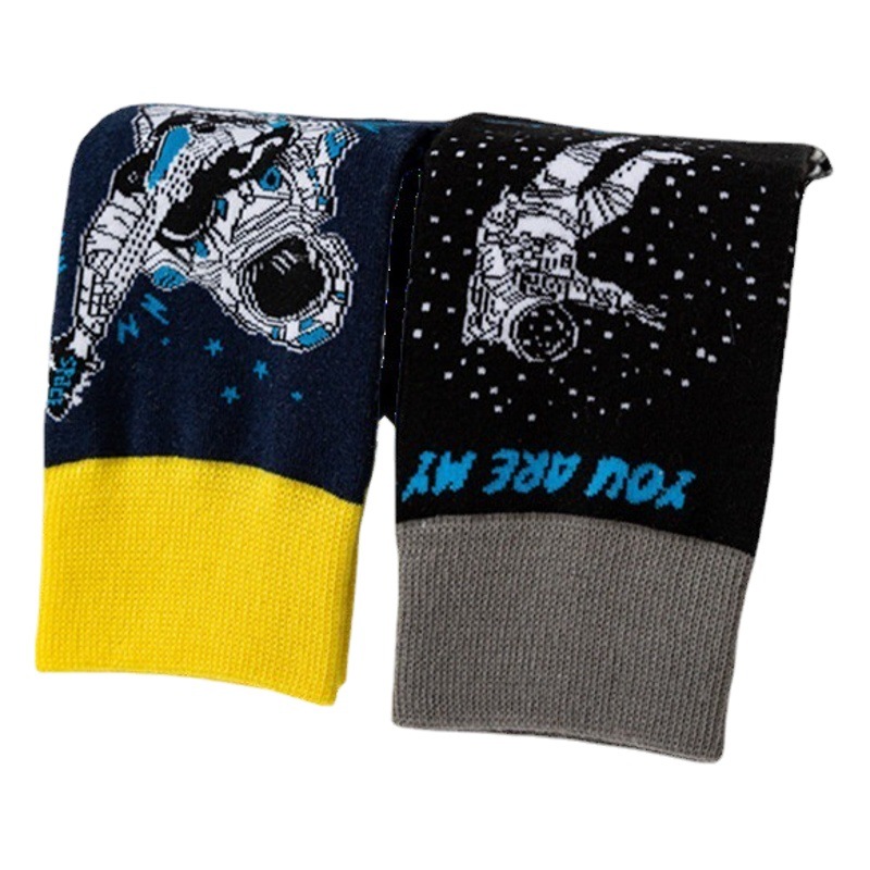 Autumn and Winter new trendy socks New Happy Socks astronaut abstract stockings personality men's socks head heel thickening