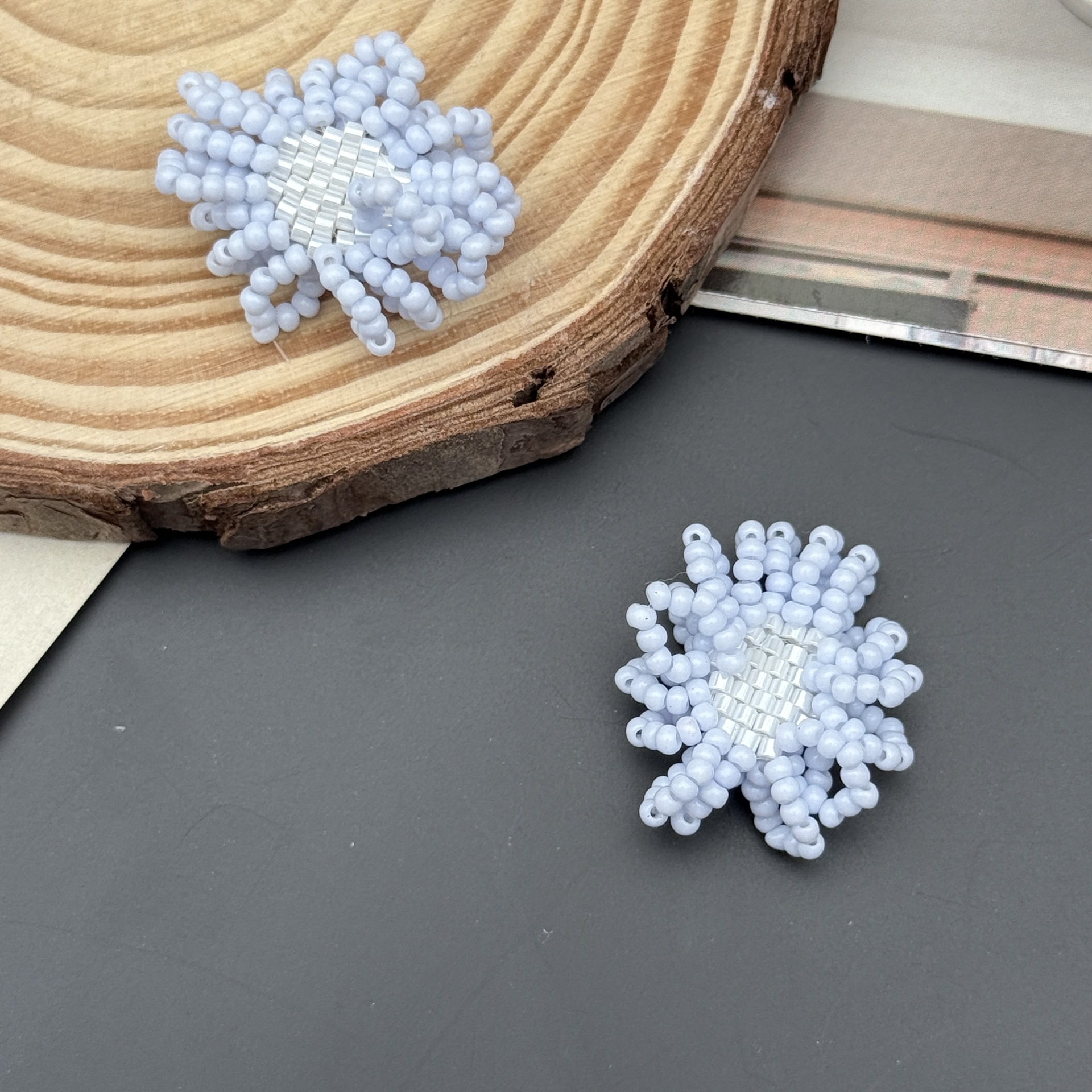 Picture of Small fresh daisy flower DIY hand-woven beaded hairpin hair ornament earrings material accessories