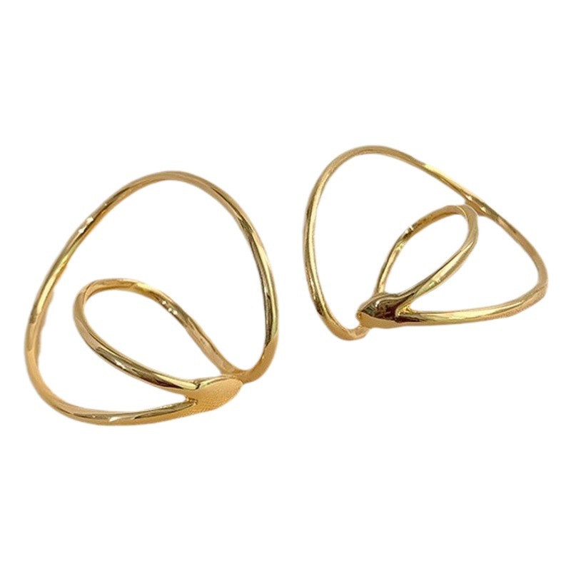 European and American Scandinavian Simple Mobius Matchinging Women's Ear Clips Without Piercings Can Be Worn with Exaggerated Earrings Personalized Earrings