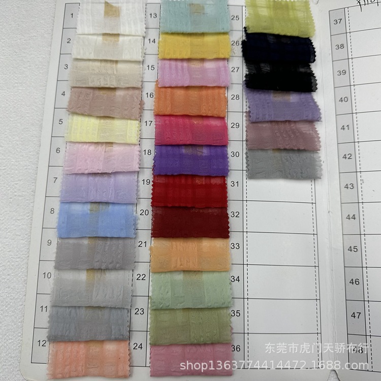 Spot woven polyester chiffon Plaid wrinkled cloth size plaid bubble wrinkled clothing accessories shoes and hats and other fabrics