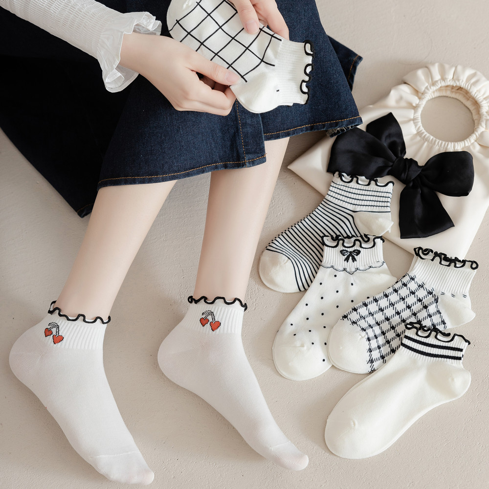 Lace socks women's short stockings summer thin sweet cute wooden ear boat Socks Japanese jk black and white student socks