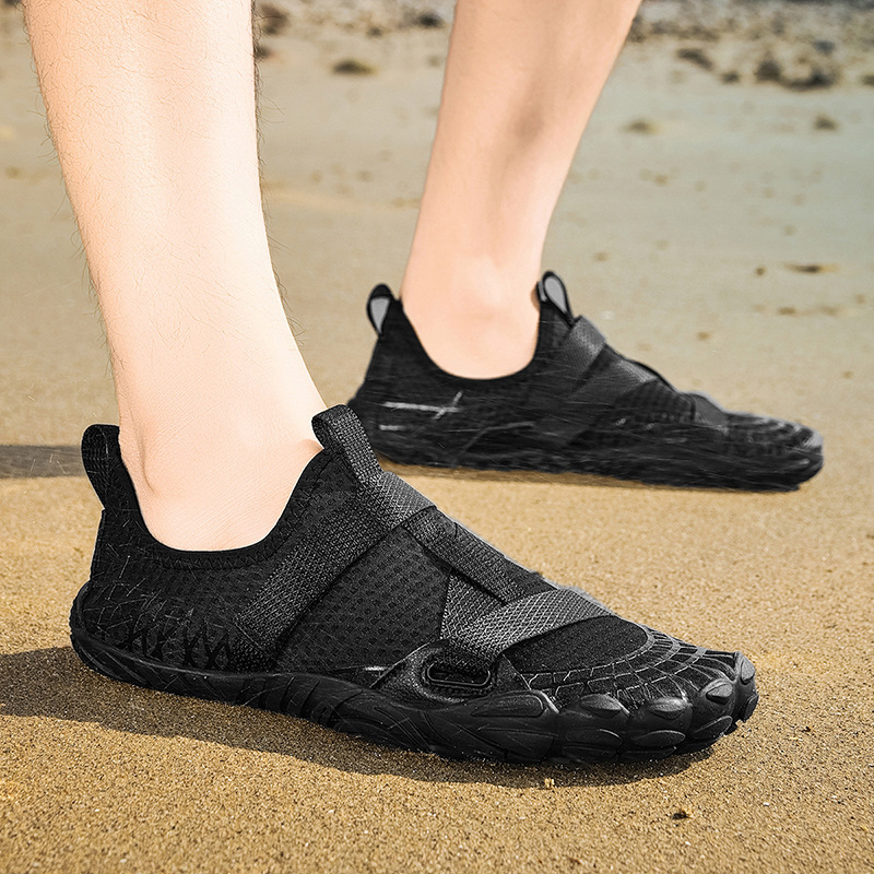 Outdoor River Tracing Shoes, New Men's Wading Beach Shoes, Women's Diving Shoes, Lightweight Breathable Mountaineering Fitness Shoes, Cycling Shoes