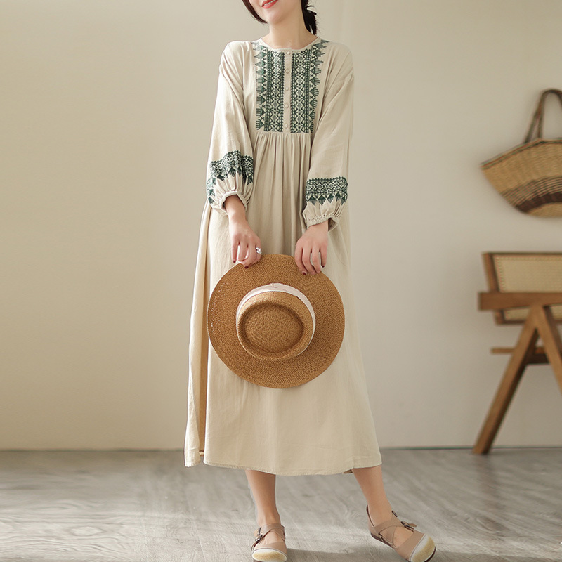 Mori Style Crewneck Embroidered Half-placket Four-button Long-sleeve dress Early Autumn New Cotton Comfortable A- version Slimming Skirt