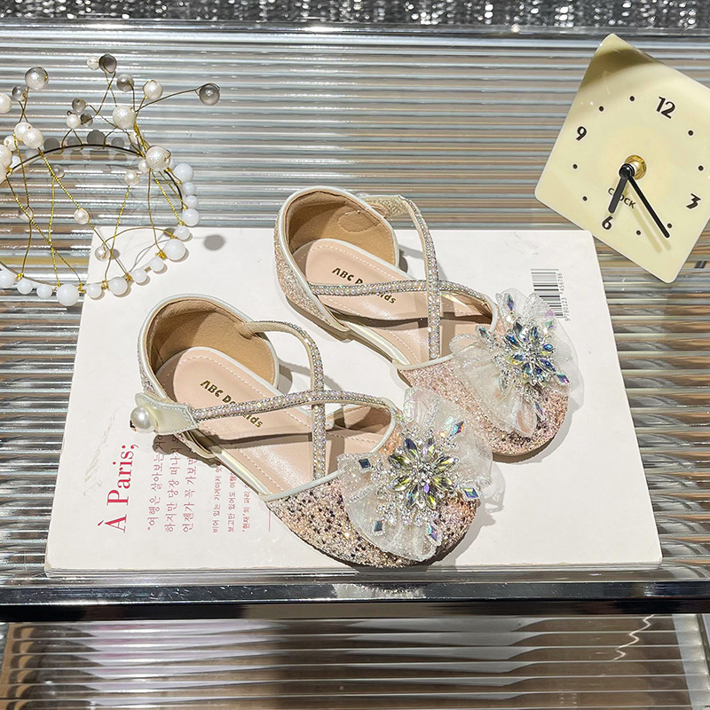 Girl's Crystal Sandals 2025 Spring New Arrival Girl's Fashion Rhinestone Princess Shoes Children's Soft Sole Sandals