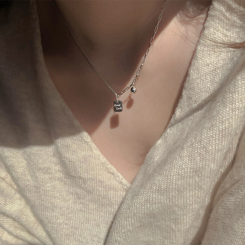 Original Necklace Sweater Clavicle Chain for Women Cold Style Accessible Luxury Niche Design High-End Versatile Style 2022 Women