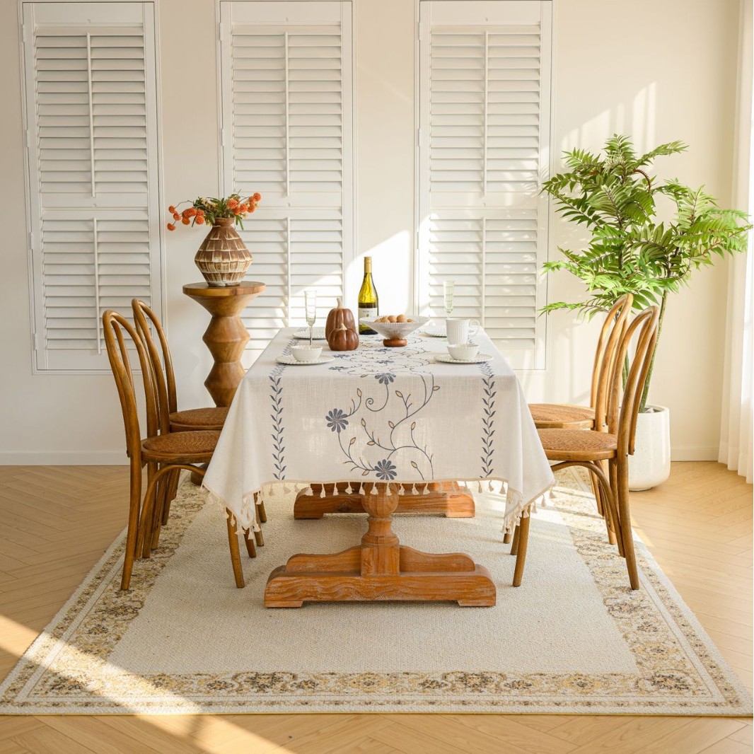 Picture of Rectangular Dining Table Fabric European-style Simple Embroidered Tablecloth Cotton and Linen Artistic Courtyard Outdoor Dining Table Mat Dust-proof and Dirty-resistant