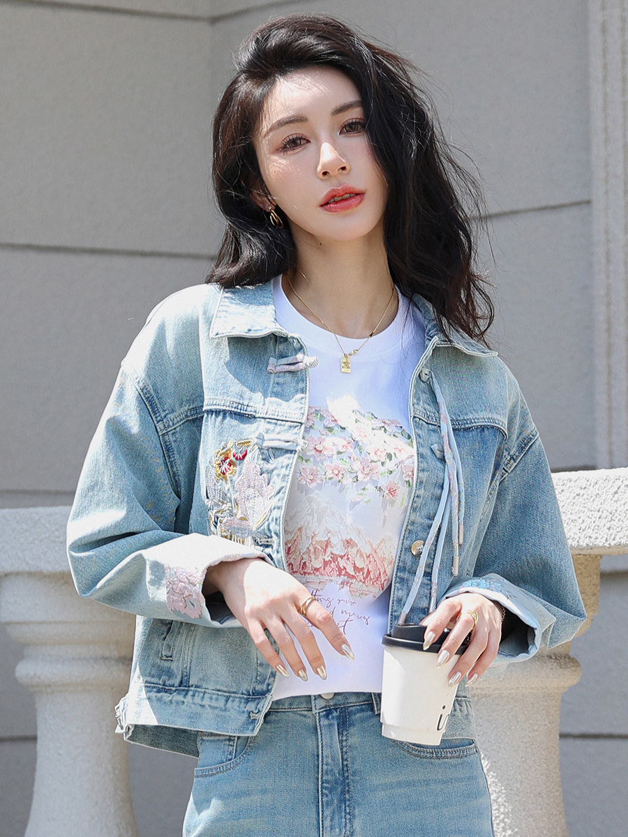 Picture of Sedu's New National Style Embroidered Sequined Denim Jacket for Women, Slim Fit, Short Cuffed Cuffs, Casual Soft Jacket