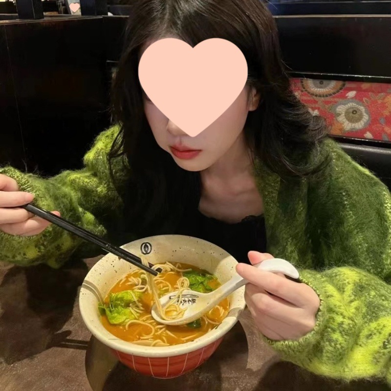 Picture of Fashionable Tie-Dye Green Knitted Cardigan for Women 2024 Winter New Niche Design Loose V Neck Sweater Jacket