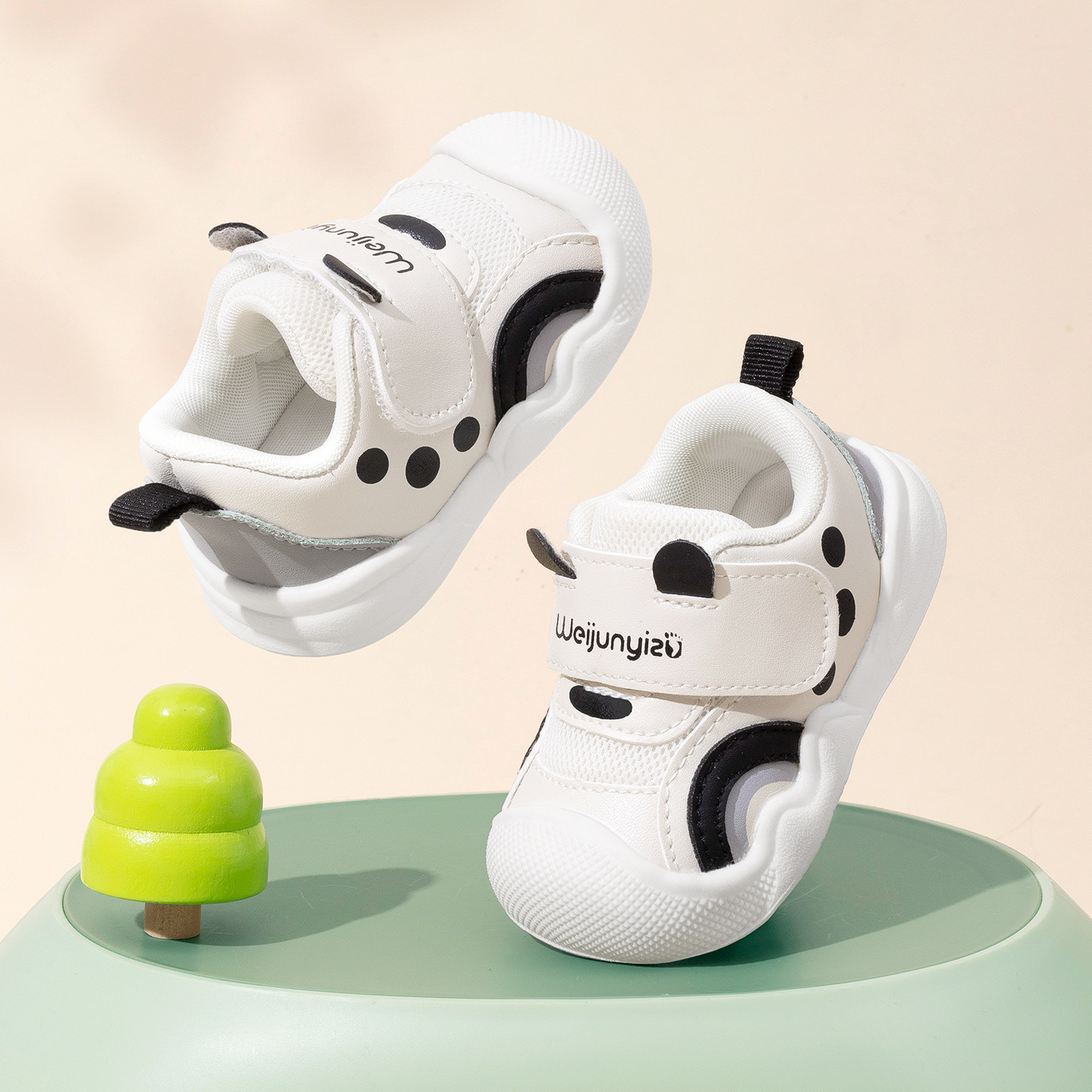 Breathable toddler shoes for boys 1-3 years old baby 2025 spring and autumn new children's sneakers girls' fashion children's shoes