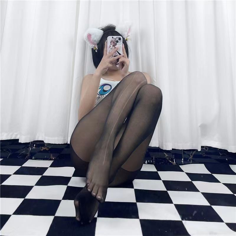 Picture of Hand-torn disposable stockings women's black easy-to-tear romantic gray pantyhose black silk hand-torn stockings flesh-colored transparent