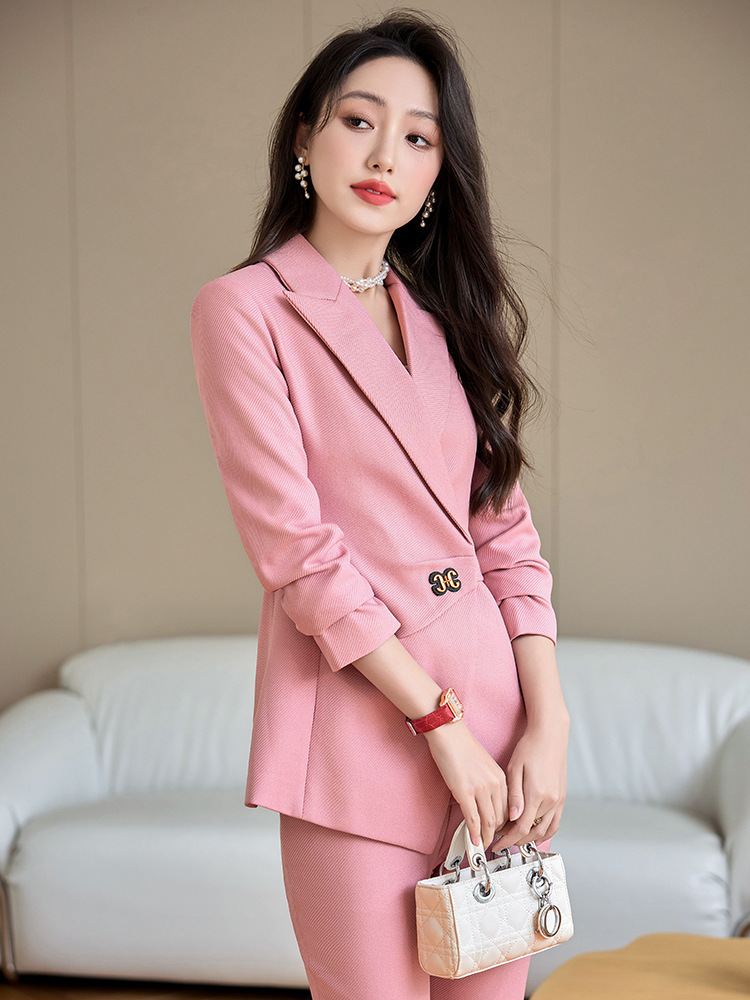 Picture of Black Suit Jacket Women's 2024 Autumn and Winter Design Sense Fashion Temperament Socialite Slim-fit Small Suit Host Dress