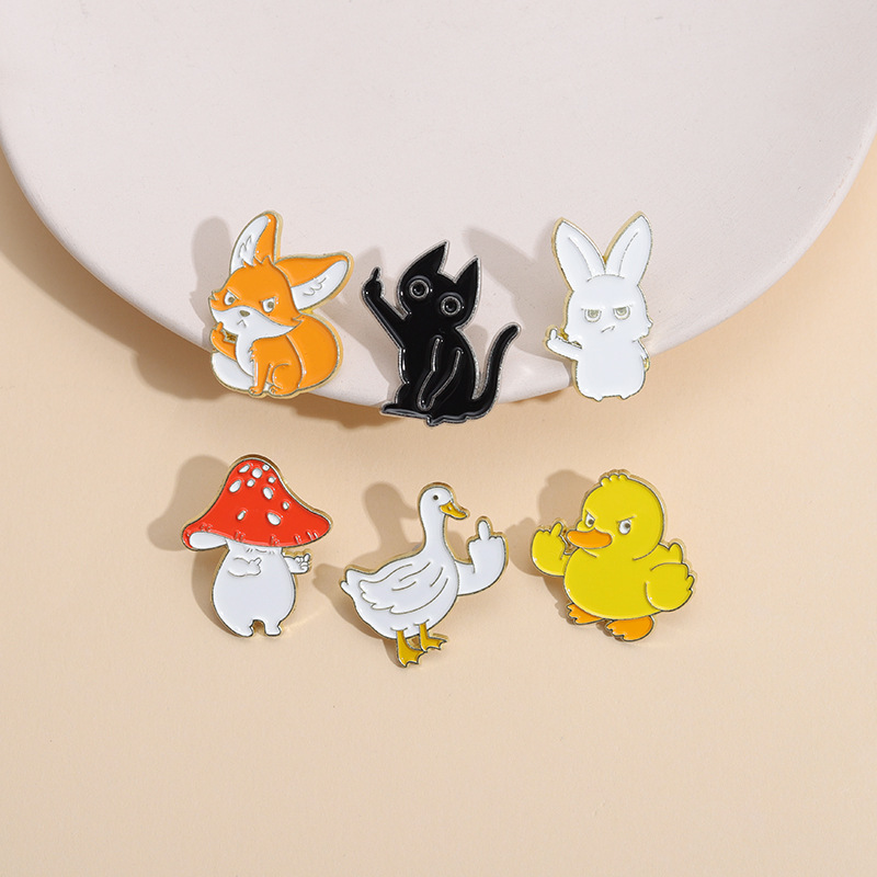 European and American Best-Selling Animal Alloy Badges with Middle Finger Mushroom Fox Kitten Rabbit Bag Decoration Brooch