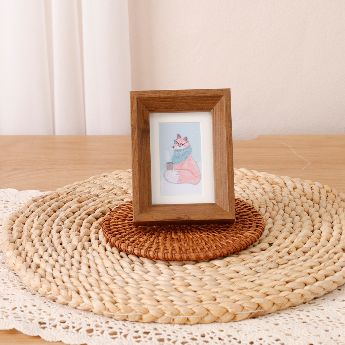 Picture of Mini 3 Inch Dione Desktop Ornaments RMB DIY Collection Frame Couple Wedding ID Photo Small Photo Frame Set Table