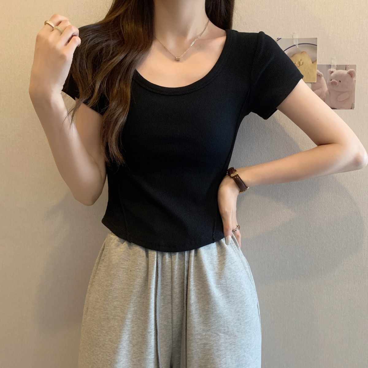 Picture of Irregular U-neck Short-sleeved T-shirt Women's 2025 Summer New Korean Style Slim-fit High Waist Short Student Solid Color Trendy Top