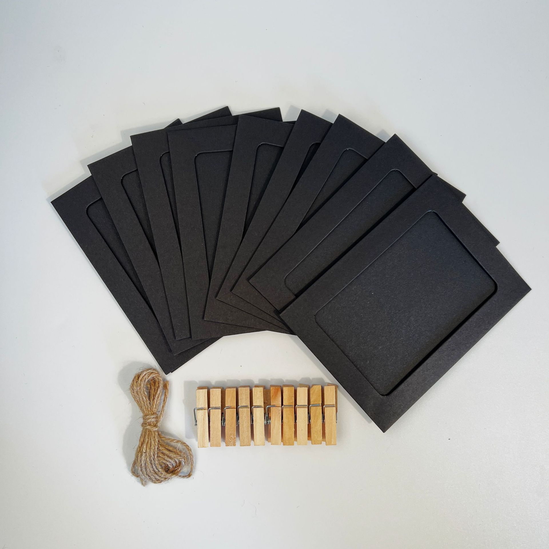 Picture of Brown Packing Paper Photo Frame 345678inch Black and White Kraft Color Hanging Paper Photo Frame with Clip Hemp Rope Set Photo Wall