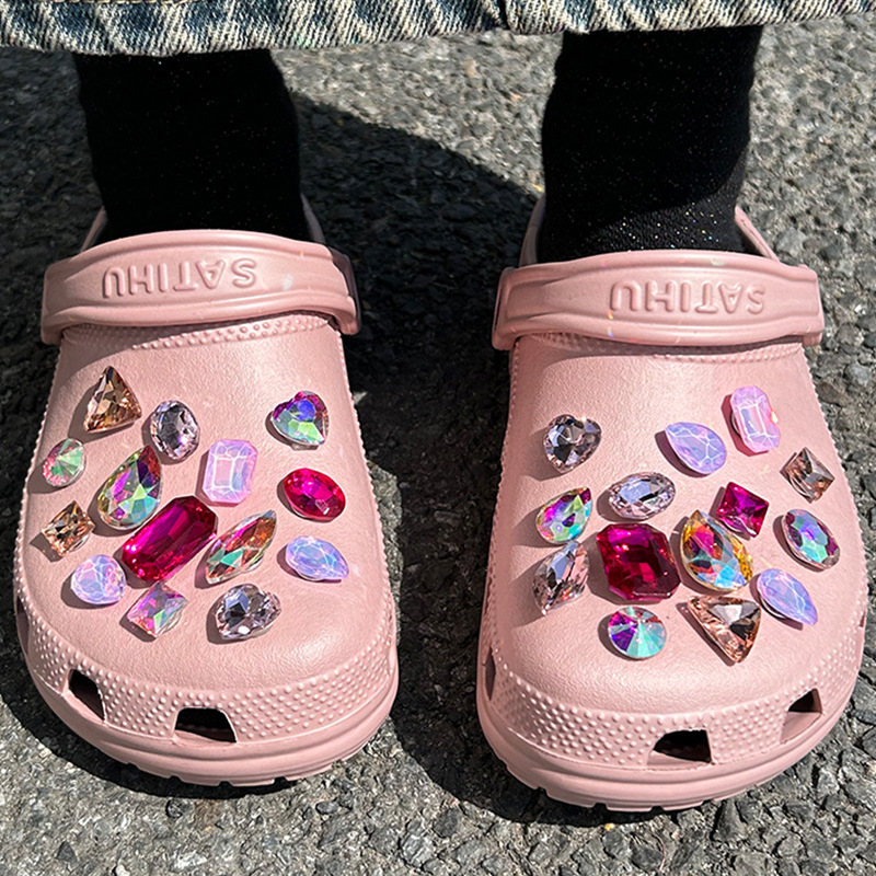 New Cave Shoes Accessories Diamond Shoes Flower Shoe Buckle Accessories Crystal Gem DIY Rhinestone Buckle Diamond Shoe Jewelry