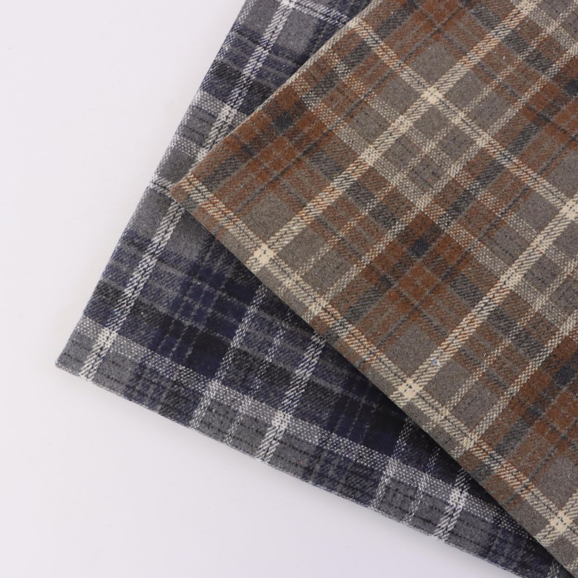 Plaid Woolen Woven Autumn and Winter Fabrics, Fashionable Coats, Women's Jackets, Women's Pants, Bags, Skirts and Other Fabrics