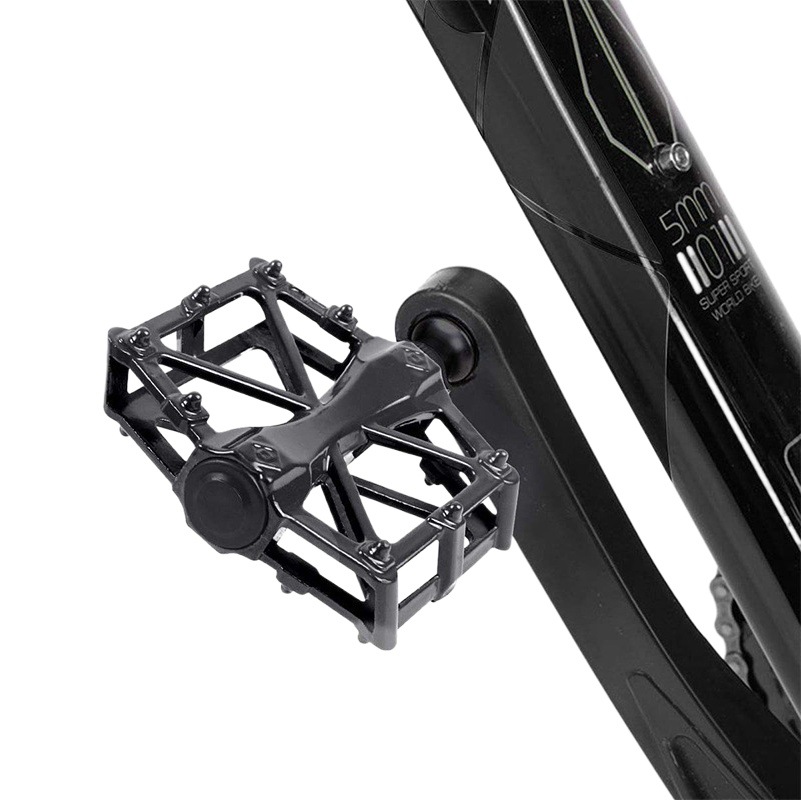 2021 average size bicycle pedal mountain bike aluminum alloy pedal breathable road car modified thick bottom multi-color pedal