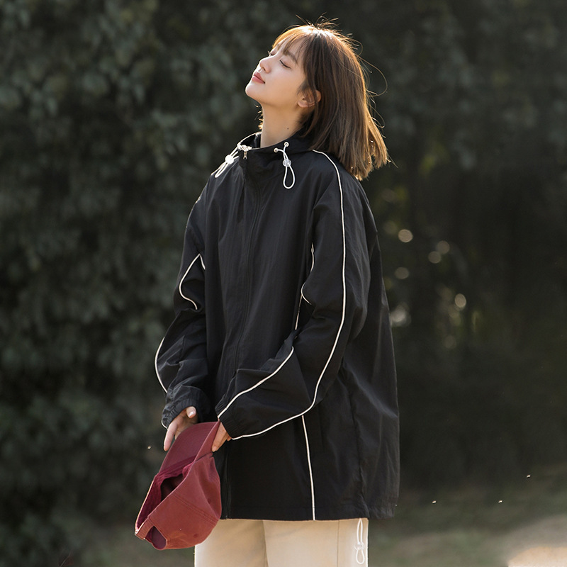 Picture of UPF50 Ice Silk Sunscreen Clothing Women's Summer Thin Loose Waterproof Sunscreen Clothing Couple Coat Men Can Develop LOGO