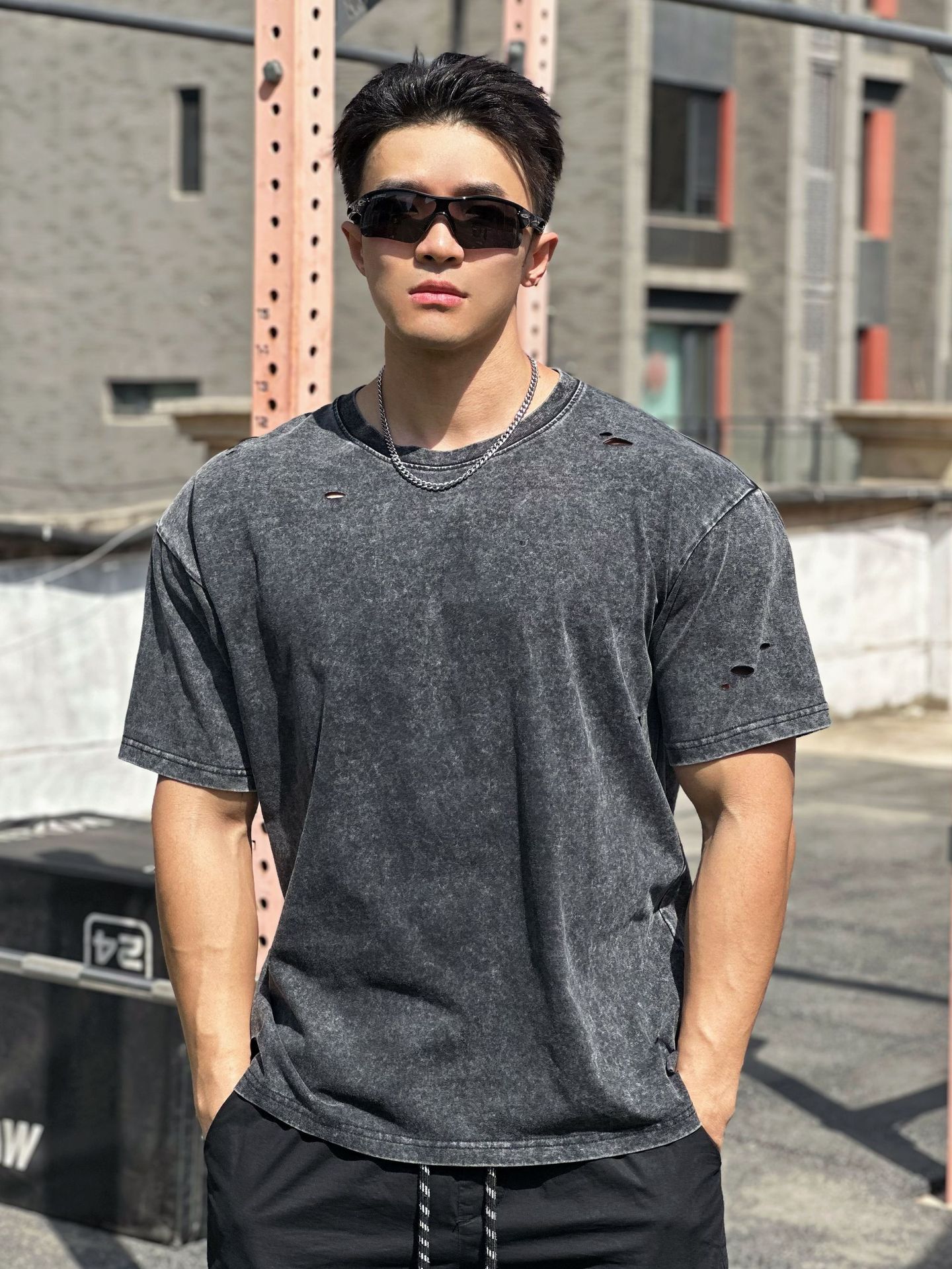 Spring and summer new men's leisure sports short sleeve loose fashion washed shabby cotton top men's a generation of hair
