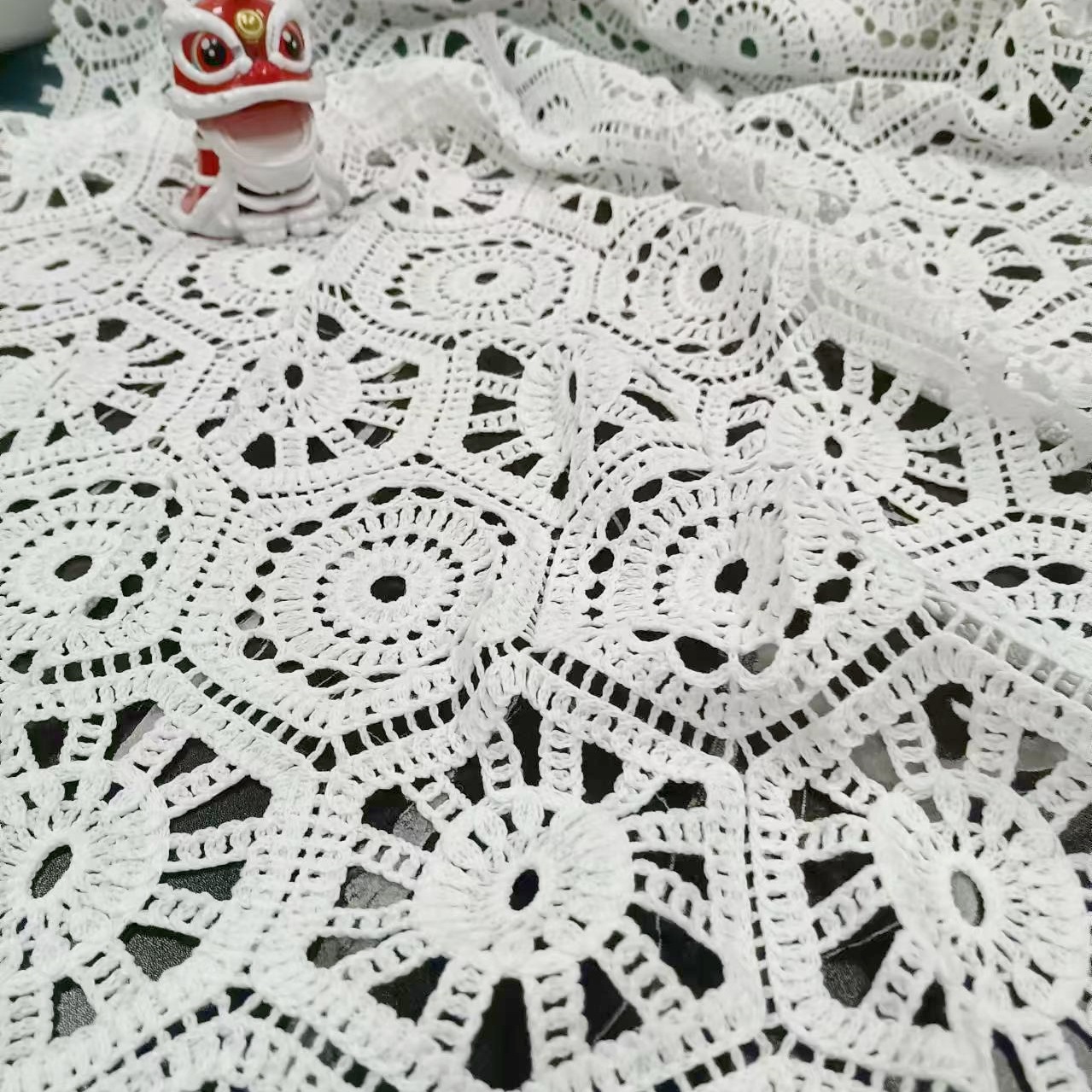 New Polyester Three-Dimensional Hollow Fabric Water-Soluble Embroidery Thick Imitation Hand Hook Grandmother's Lace Handmade DIY Lace Fabric