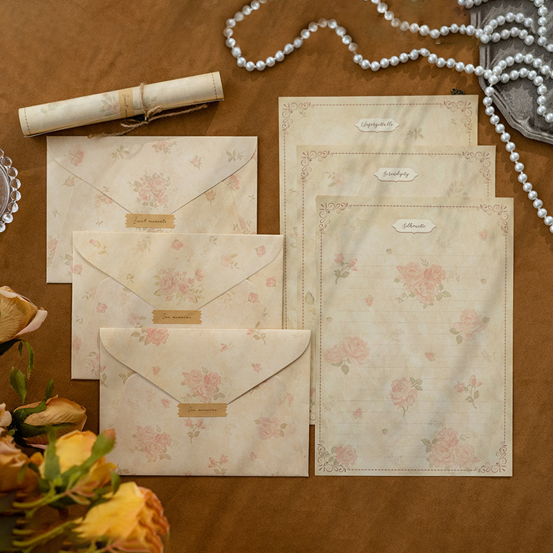Picture of Vintage Special Paper Letter Paper Envelope Set Love Artistic Handwritten Love Letter for Boyfriend and Girlfriend Romantic Simple Letterhead
