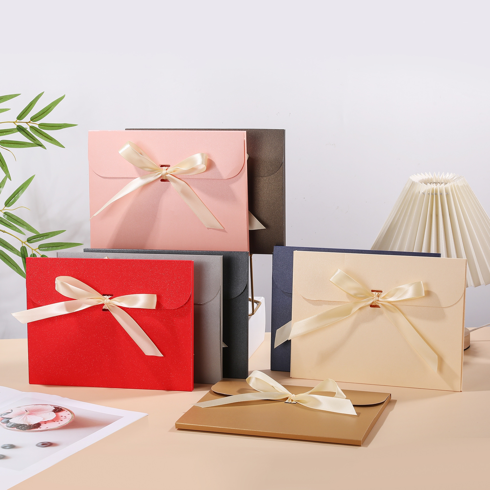 Picture of Boutique scarf gift box scarf clothing exquisite packaging box high-end holiday gifts gift box suit wholesale