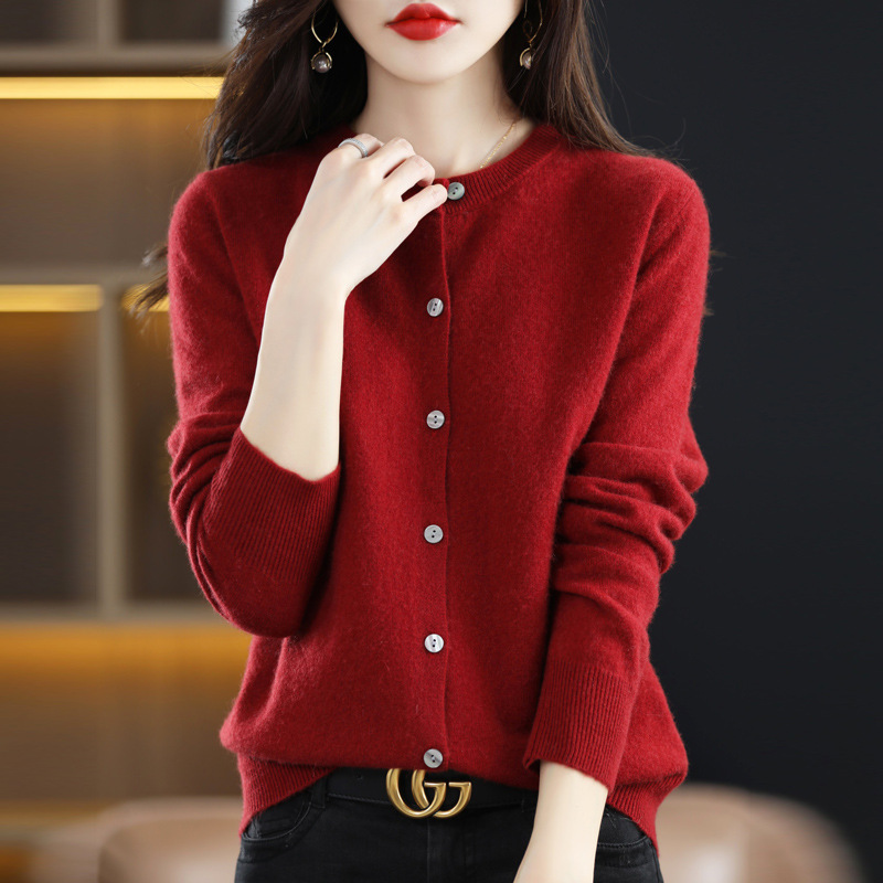 Picture of 2025 new knitted cardigan early spring crew neck sweater women's long sleeve solid color Joker coat women's clothing a generation of hair