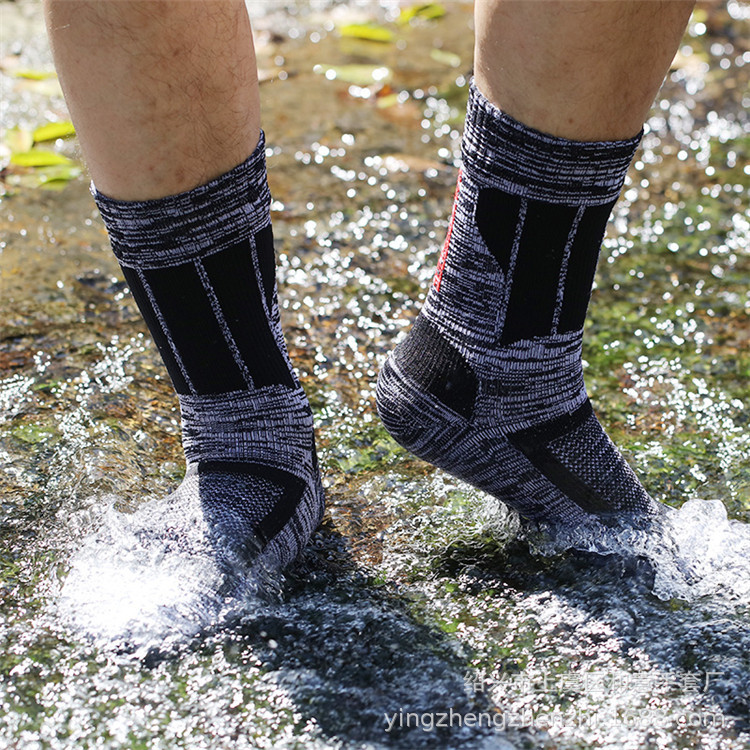 Waterproof socks outdoor sports socks skiing adventure mountaineering waterproof socks riding wading tube warm breathable waterproof socks