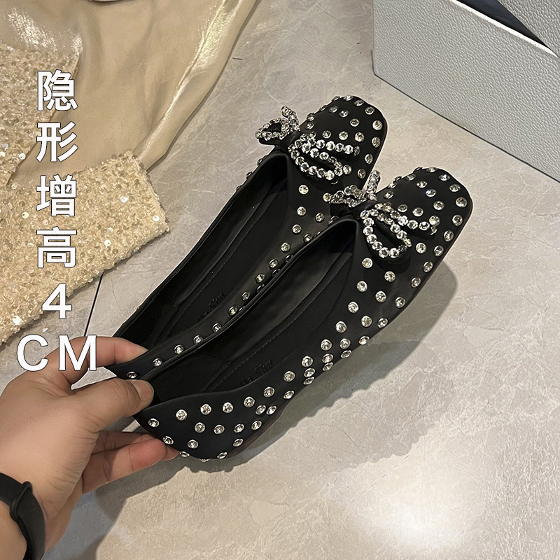 Fairy style soft sole shoes women's 2025 new all-match flat bottom rhinestone increased full diamond plus size women's shoes 41-43