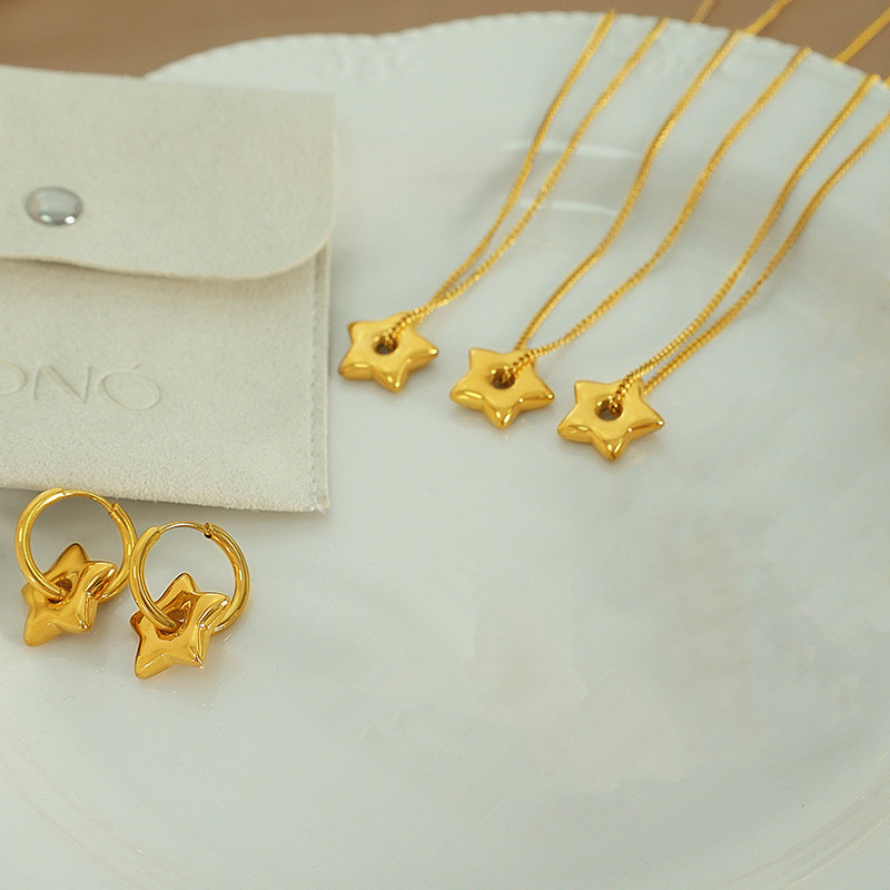 Picture of French Simple Golden Glossy Lucky Star Necklace Versatile Five-Pointed Star Earrings Age-Reducing Women's Jewelry Set
