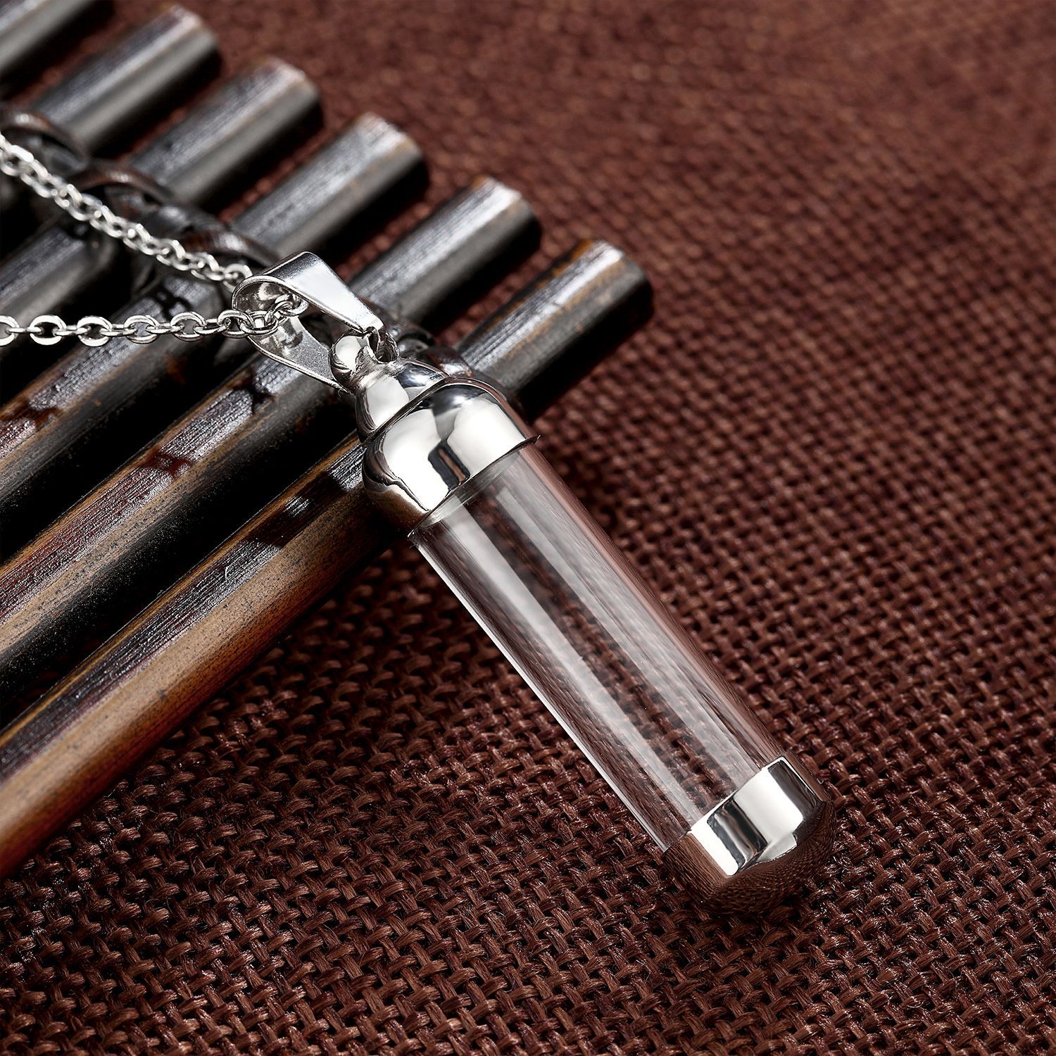 Picture of Transparent Shariputra Bottle Pendant Nepalese Gawu Box Small Empty Bottle Openable Water-proof Amulet Tube for Cinnabar