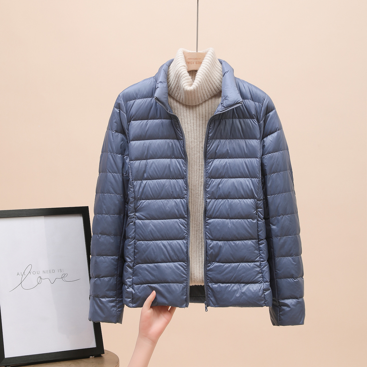 Picture of European Down Jacket Women's 2025 New Short Lightweight Thickened Warm Slim Korean Style White Duck Down Fashion Jacket