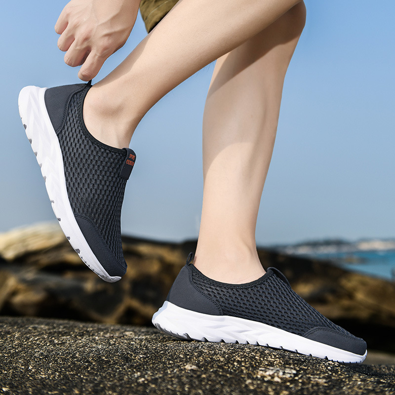 Picture of Cross-border plus size Outdoor Autumn New Couple Casual Mesh Men's Shoes Soft Sole Lightweight Breathable Running Shoes sneaker