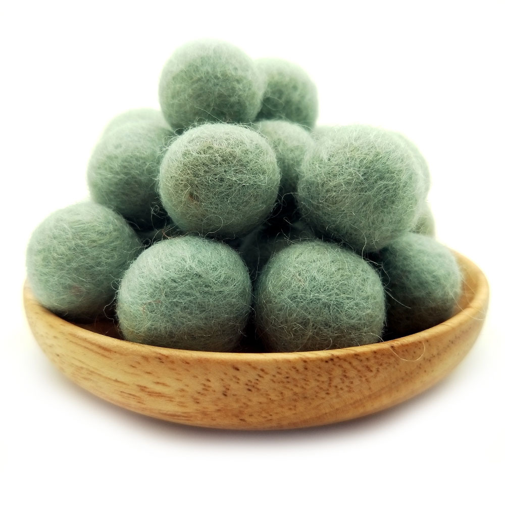 Picture of Cross-border in stock 2CM wool ball Christmas jewelry accessories Christmas diy colorful wool ball small wool ball pokes