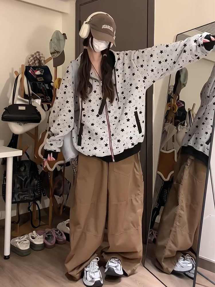 Picture of American retro spring and autumn women's star sweatshirt jacket is loose and slim, cute and versatile casual hooded top