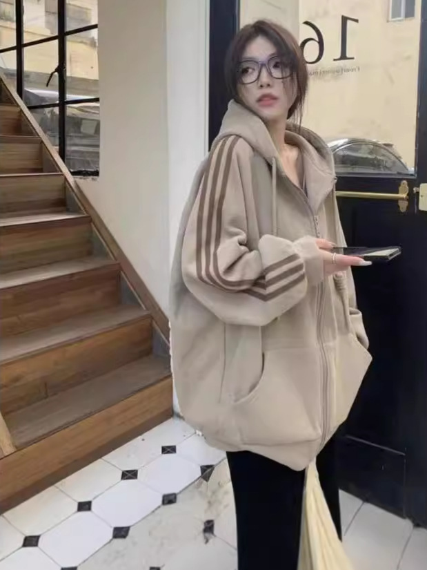 Picture of American Style Retro Autumn and Winter New Loose plus size Long-sleeved Cardigan Top fleece-lined Thickened Hooded Sweater Jacket Women's Trendy