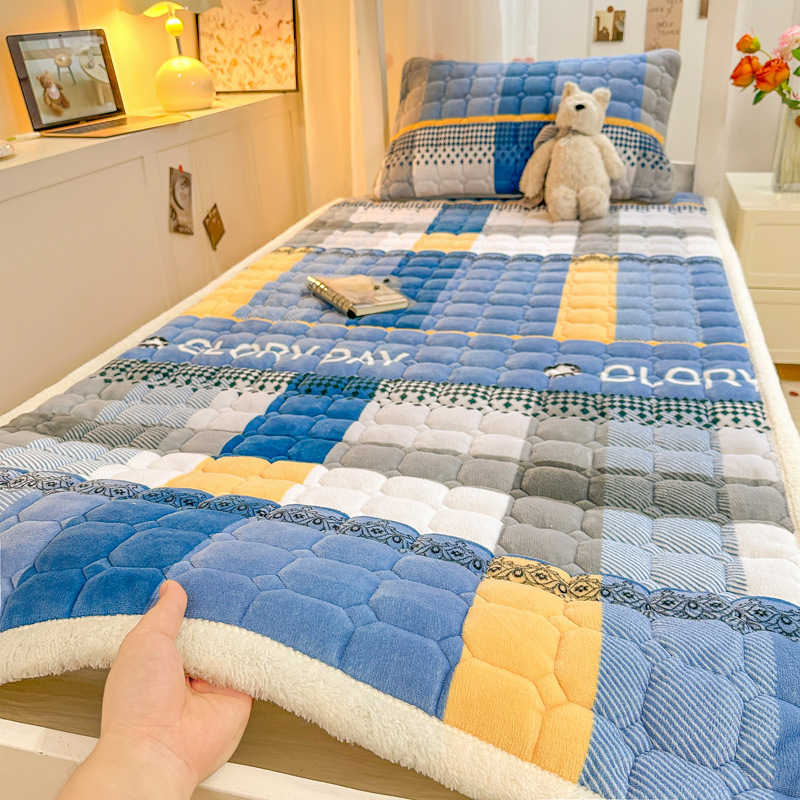 Picture of Class A maternal and infant grade milk velvet mattress autumn and winter foldable washing anti-static student dormitory bed single double soft