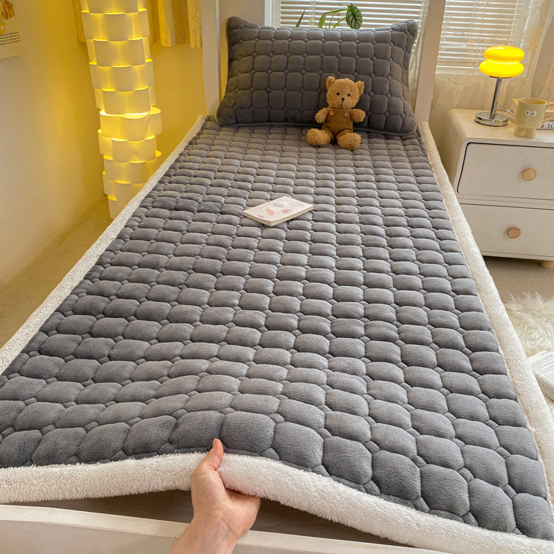 Picture of New thick milk velvet mattress student dormitory single mattress cotton bed mattress tatami warm cushion wholesale