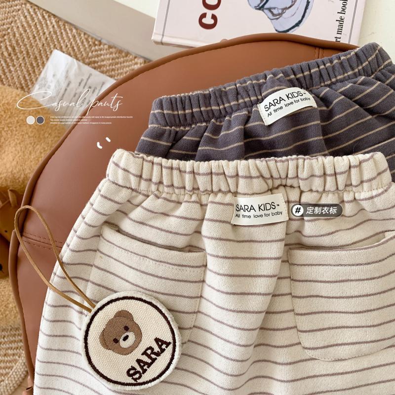 Picture of Baby's big pp pants winter clothing infant plus velvet harem pants children's winter thickened pants baby striped harem pants