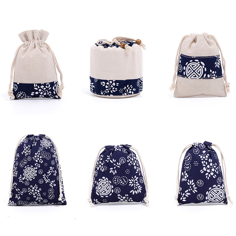 Spot ethnic blue and white porcelain drawstring cotton and linen cloth bag printed text play jewelry gift storage finishing bundle pocket
